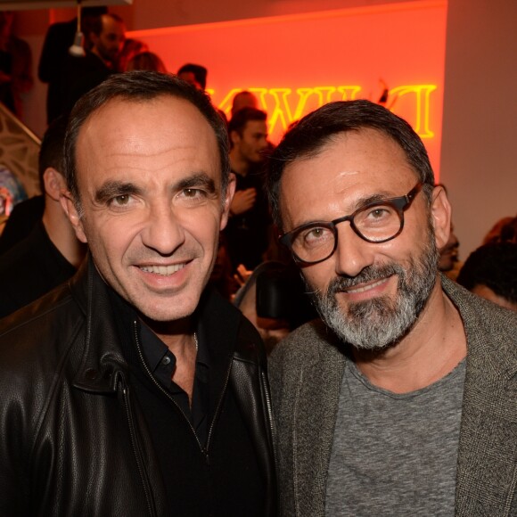 Exclusif - Nikos Aliagas et Frédéric Lopez - Cocktail d'inauguration de la première galerie Pop Art Concept store entièrement dédié aux oeuvres de Richard Orlinski à Paris, le 23 novembre 2017. © Rachid Bellak/Bestimage