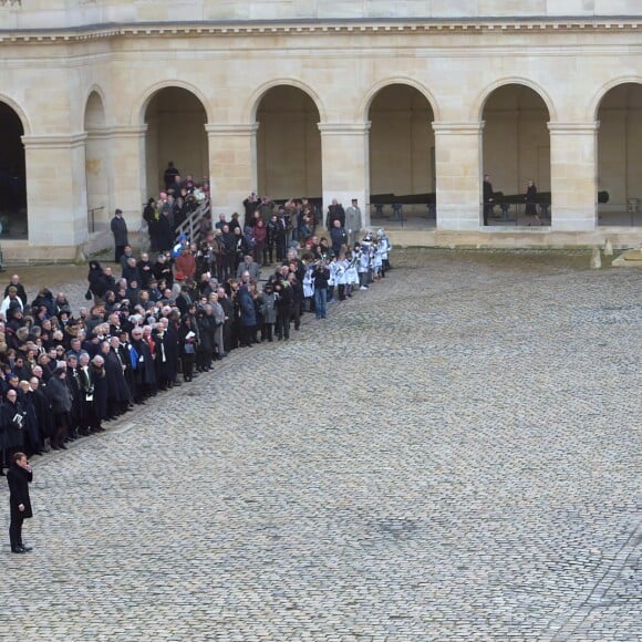 Le président Emmanuel Macron lors de la cérémonie d'hommage national à Jean d'Ormesson à l'hôtel des Invalides à Paris le 8 décembre 2017. © Giancarlo Gorassini / Bestimage