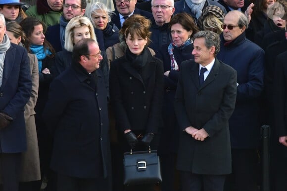 François Hollande, Carla Bruni-Sarkozy et son mari Nicolas Sarkozy lors de la cérémonie d'hommage national à Jean d'Ormesson à l'hôtel des Invalides à Paris le 8 décembre 2017. © Giancarlo Gorassini / Bestimage