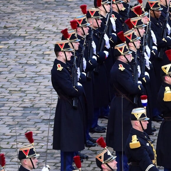 Le président Emmanuel Macron lors de la cérémonie d'hommage national à Jean d'Ormesson à l'hôtel des Invalides à Paris le 8 décembre 2017. © Giancarlo Gorassini / Bestimage