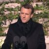 Emmanuel Macron prononce un discours poignant en hommage à Johnny Hallyday, en marge des obsèques de la star à l'église de la Madeleine à Paris, le 9 décembre 2017.