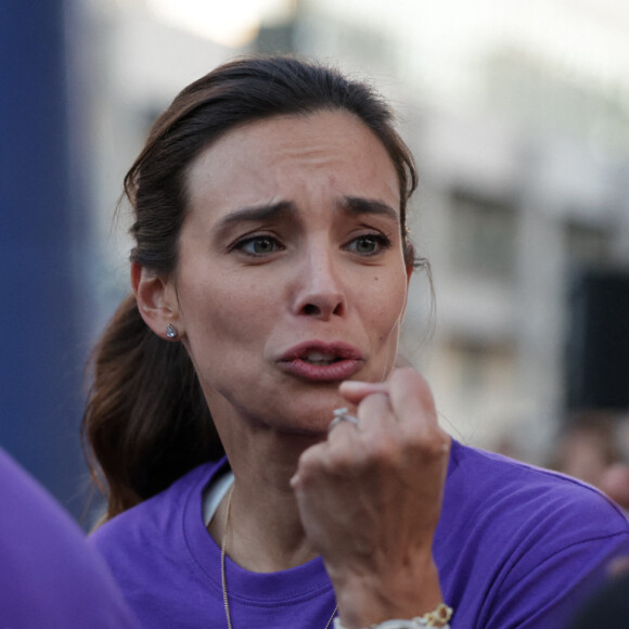 Marine Lorphelin (Miss France 2013) lors de la journée paralympique 2022 place de la bastille à Paris le 8 octobre 2022. © Gaëlle Mobuchon / Panoramic / Bestimage  