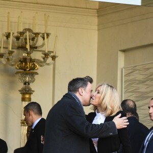 Charles Michel, Brigitte Macron (Trogneux), Xavier Bettel - Le président Emmanuel Macron quitte le palais de l'Elysée avec les chefs d'état du One Planet Summit pour rejoindre un bateau au Pont Alexandre III à Paris le 12 décembre 2017. © Pierre Perusseau / Bestimage