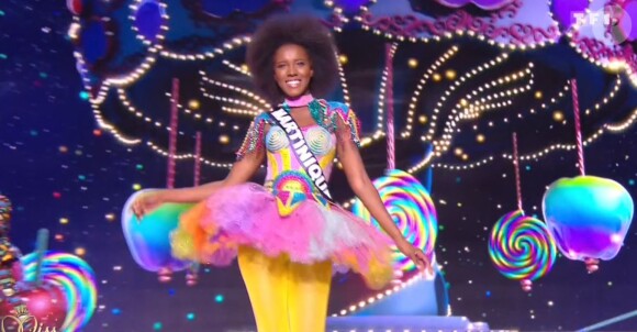 Miss Martinique : Laura-Anaïs Abidal - Concours Miss France 2018. Sur TF1, le 16 décembre 2017.