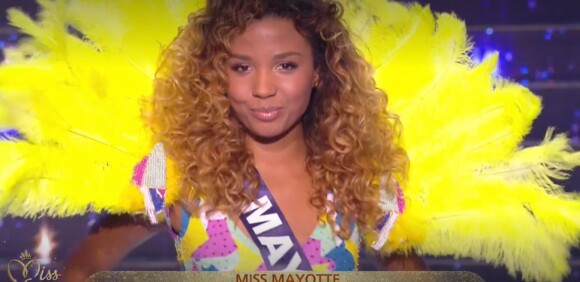 Miss Mayotte : Vanylle Emasse en maillot de bain  - Concours Miss France 2018. Sur TF1, le 16 décembre 2017.