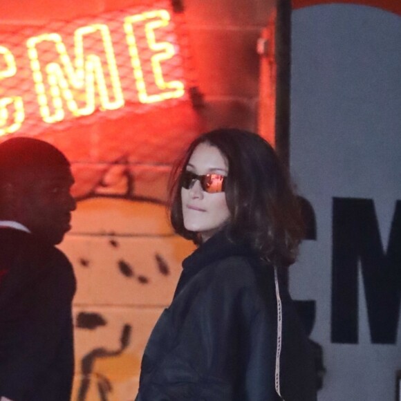 Bella Hadid en séance photo à l'ACME Studio à Brooklyn. New York, le 11 décembre 2017.