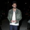 Exclusif - Zayn Malik a été aperçu en train de fumer une cigarette dans les rues de New York, le 13 décembre 2017.