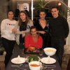 La princesse Stéphanie de Monaco avec ses filles Camille Gottlieb et Pauline Ducruet (au centre) son fils Louis et la compagne de celui-ci, Marie (à gauche), lors de Thanksgiving 2017. Photo Instagram de Pauline Ducruet.