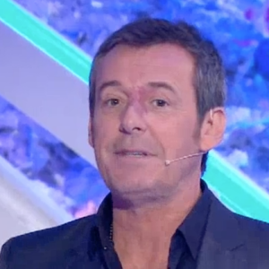 Jean-Luc Reichmann met en garde des téléspectateurs contre un homme qui se fait passer pour lui. Emission "Les 12 Coups de midi" sur TF1, le 18 décembre 2017.