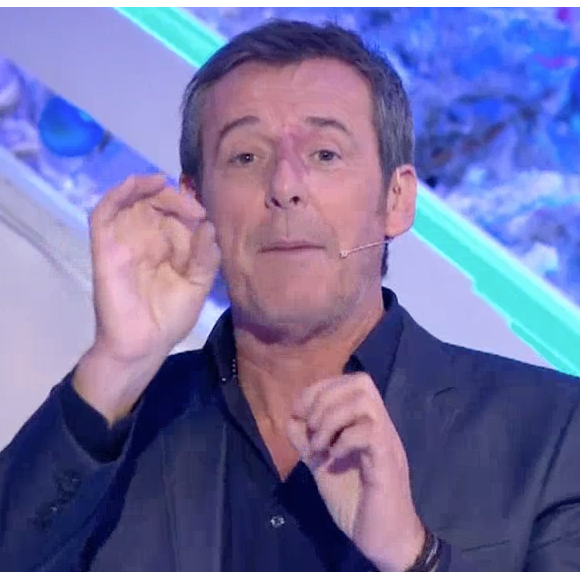 Jean-Luc Reichmann met en garde des téléspectateurs contre un homme qui se fait passer pour lui. Emission "Les 12 Coups de midi" sur TF1, le 18 décembre 2017.