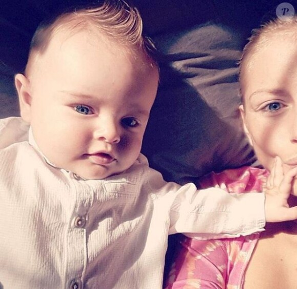 Stéphanie Clerbois et son fils Lyam sur Instagram, août 2015