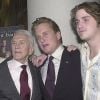 Kirk Douglas, Michael Douglas et son fils Cameron à New York en 2003.