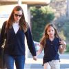 Jennifer Garner a emmené sa fille Seraphina chez le médecin dans le quartier de Brentwood à Los Angeles, le 12 décembre 2017.