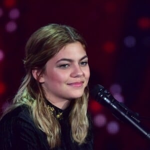 Louane Emera - 31e édition du Téléthon 2017 au Pavillon Baltard à Nogent-Sur-Marne, le 9 décembre 2017. © Gian Gorassini / Bestimage