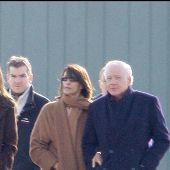 NICOLAS SARKOZY ET SA FEMME CARLA BRUNI ACCOMPAGNES DE MAURIZIO REMMERT, PERE DE CARLA ET DE SA FEMME MARCIA DE LUCA SONT ALLES SE PROMENER EN FORET AVANT DE PRENDRE UN CAFE A LA FLOTILLE. LE COUPLE A PASSE LEUR PREMIERE NUIT DANS LA RESIDENCE "LE PAVILLON DE LA LANTERNE". 03/02/2008 - Versailles