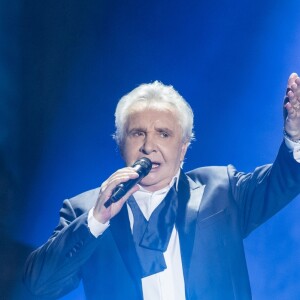 Exclusif - Michel Sardou en concert à la Seine Musicale le 26 décembre 2017 à Boulogne-Billancourt. L'artiste y chantera jusqu'au 7 janvier 2018 avant de partir en tournée dans toute la France et de clore l'aventure par deux ultimes concerts à la Seine Musicale les 23 et 24 mars. © Pierre Perusseau / Bestimage 