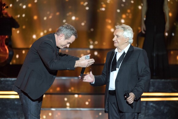 Exclusif - Garou et Michel Sardou - Enregistrement de l'émission "Dernier Show" de Michel Sardou, qui sera diffusée le 21 octobre en prime time sur France 2, depuis le Palais des Sports à Paris, le 12 septembre 2017.  © Pierre Perusseau / Bestimage