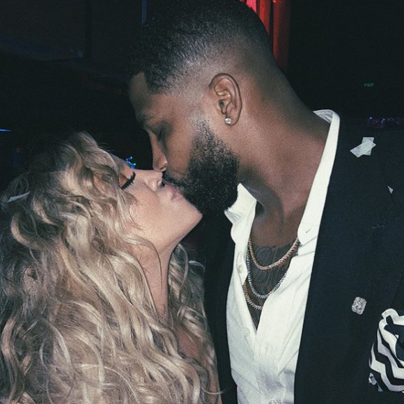 Khloé Kardashian (enceinte) et Tristan Thompson sur une photo publiée sur Instagram en janvier 2018