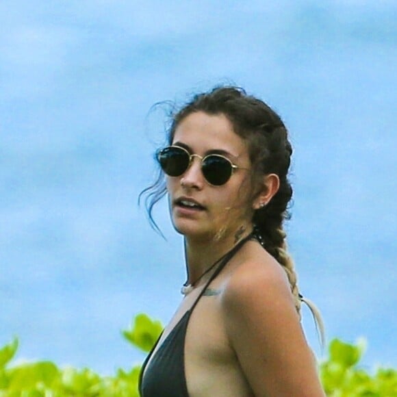 Exclusif - Paris Jackson et Omer Bhatti en vacances à Hawaï, le 25 décembre 2017.