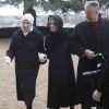 Semi-Exclusif - La duchesse de Montpensier et sa fille la princesse Blanche, handicapée, arrivant à la messe de requiem célébrée pour leur fils et frère le prince François d'Orléans lors de ses obsèques à la chapelle royale Saint-Louis à Dreux le 6 janvier 2018 © Alain Guizard / Bestimage