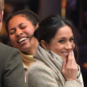 Le prince Harry et Meghan Markle arrivent à la station de radio Reprezent dans le quartier de Brixton à Londres le 9 janvier 2018.