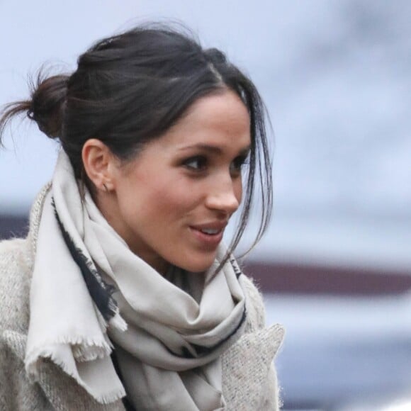 Le prince Harry et Meghan Markle arrivent à la station de radio Reprezent dans le quartier de Brixton à Londres le 9 janvier 2018.