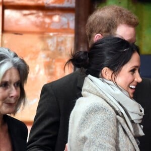 Le prince Harry et Meghan Markle arrivent à la station de radio Reprezent dans le quartier de Brixton à Londres le 9 janvier 2018.