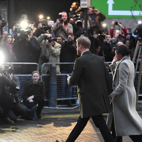 Le prince Harry et sa fiancée Meghan Markle quittent la station de radio Reprezent à Londres le 9 janvier 2018.