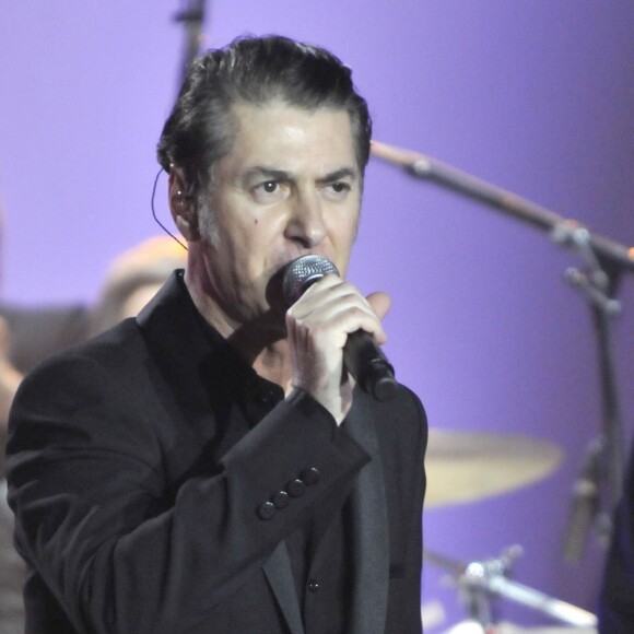 Etienne Daho - 23e Victoires de la musique à Paris le 8 mars 2008.