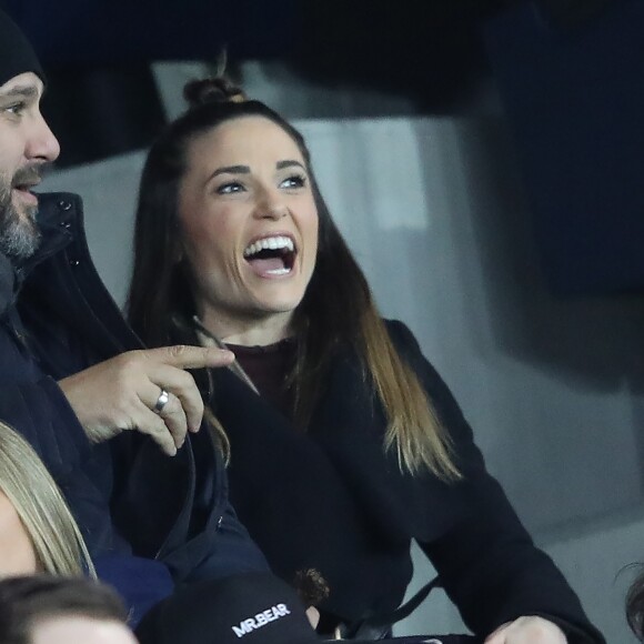 Capucine Anav et Dj Noyz (Noam Smadja frère de K. Adams) - Célébrités dans les tribunes du parc des princes lors du match de football de ligue 1, Paris Saint-Germain (PSG) contre Dijon Football Côte-d'Or (DFCO), à Paris, France, le 17 janvier 2018. le PSG s'impose 8-0.
