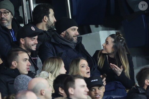 Capucine Anav et Dj Noyz (Noam Smadja frère de K. Adams) - Célébrités dans les tribunes du parc des princes lors du match de football de ligue 1, Paris Saint-Germain (PSG) contre Dijon Football Côte-d'Or (DFCO), à Paris, France, le 17 janvier 2018. le PSG s'impose 8-0.