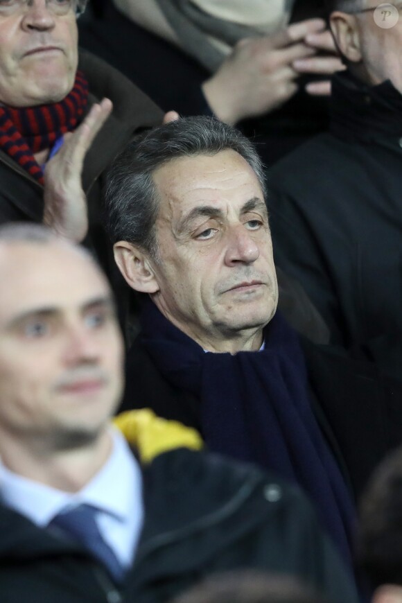 Nicolas Sarkozy - Célébrités dans les tribunes du parc des princes lors du match de football de ligue 1, Paris Saint-Germain (PSG) contre Dijon Football Côte-d'Or (DFCO), à Paris, France, le 17 janvier 2018.