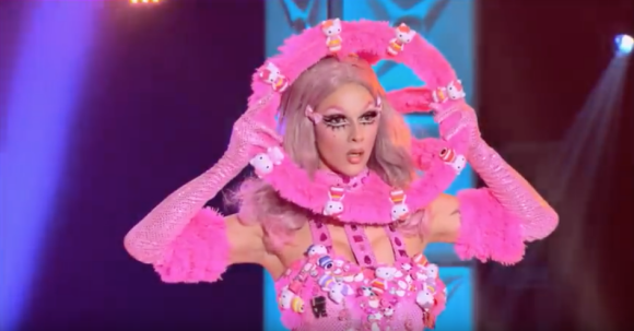 Violet Chachki dans "RuPaul's Drag Race" saison 8.