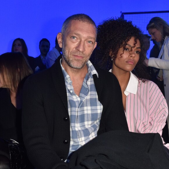 Tina Kunakey et Vincent Cassel - Défilé de mode Haute Couture printemps-été 2018 "Alexandre Vauthier". Paris le 23 janvier 2018.