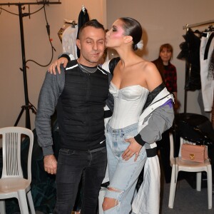 Bella Hadid en backstage du défilé de mode "Alexandre Vauthier", collection Haute-Couture printemps-été 2018, à Paris le 23 janvier 2018. © Veeren / CVS / Bestimage