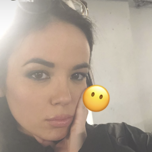 Agathe Auproux se dévoile avec et sans maquillage sur Instagram.