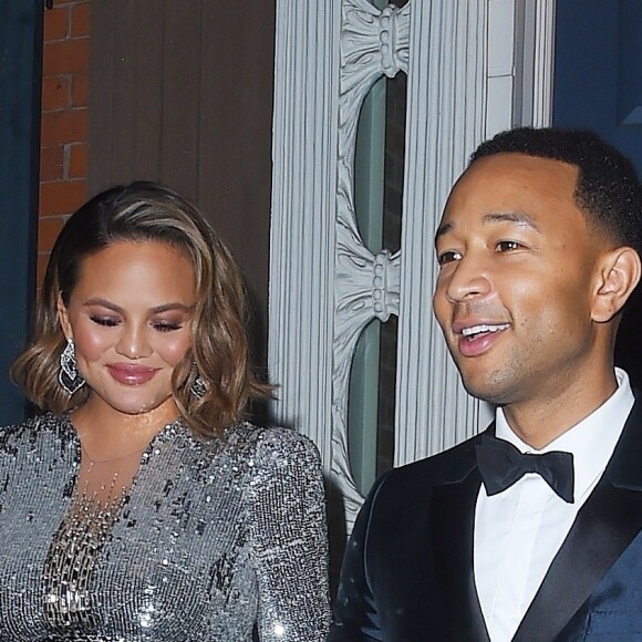 John Legend et sa femme Chrissy Teigen enceinte se rendent à la 60ème cérémonie des Grammy Awards au Madison Square Garden à New York, le 28 janvier 2018.