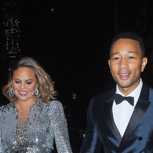 John Legend et sa femme Chrissy Teigen (enceinte) se rendent à la soirée des Grammy Awards à New York le 28 janvier 2018. 28/01/2018 - New York