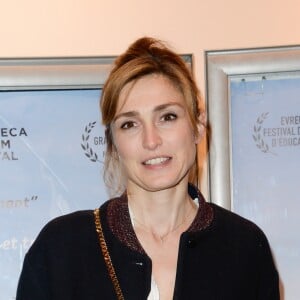 Julie Gayet - Première du film "The Ride" au MK2 Bibliothèque à Paris. Le 26 janvier 2018 © Coadic Guirec / Bestimage