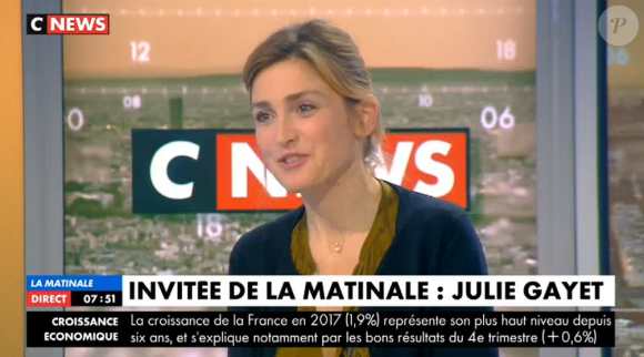 Julie Gayet sur le plateau de "La Matinale" sur CNews le 30 janvier 2018