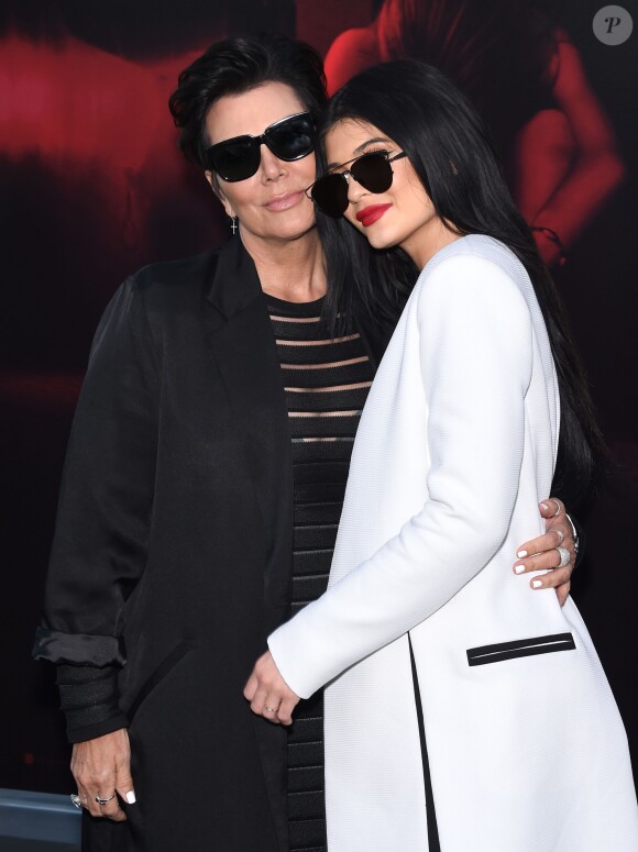 Kris et Kylie Jenner à l'avant-première du film "The Gallows" à Hollywood le 7 juillet 2015