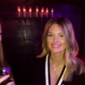 Caroline Receveur, son chéri Hugo, Iris Mittenaere et Noholita sont sortis en boîte de nuit. Le 3 février 2018.