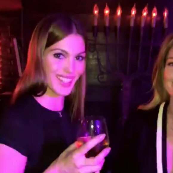 Caroline Receveur, son chéri Hugo, Iris Mittenaere et Noholita sont sortis en boîte de nuit. Le 3 février 2018.