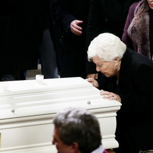 Nicole Sonneville et Line Renaud - Personnalités aux obsèques de Johnny Hallyday en l\'église La Madeleine à Paris le 9 décembre 2017. © Dominique Jacovides / Olivier Borde / Bestimage