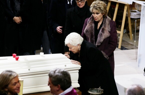 Nicole Sonneville et Line Renaud - Personnalités aux obsèques de Johnny Hallyday en l\'église La Madeleine à Paris le 9 décembre 2017. © Dominique Jacovides / Olivier Borde / Bestimage