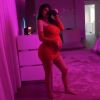 Kylie Jenner enceinte - Captures vidéo de la grossesse de Kylie Jenner. Kylie était bien enceinte et a enfin accouché d'une petite fille le 1er février 2018.