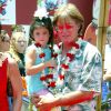 Bruce et Kris Jenner et leurs filles Kylie et Kendall à Los Angeles. Juin 2002.