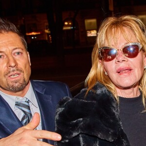 Melanie Griffith arrive au Grand Hôtel de Vienne le 6 février 2018. L'actrice est en Autriche pour assister au bal de l'opéra de Vienne. Elle a révélé s'être fait traitée pour soigner un cancer de la peau sur son nez (le carcinome basocellulaire).