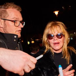 Melanie Griffith arrive au Grand Hôtel de Vienne le 6 février 2018. L'actrice est en Autriche pour assister au bal de l'opéra de Vienne. Elle a révélé s'être fait traitée pour soigner un cancer de la peau sur son nez (le carcinome basocellulaire).