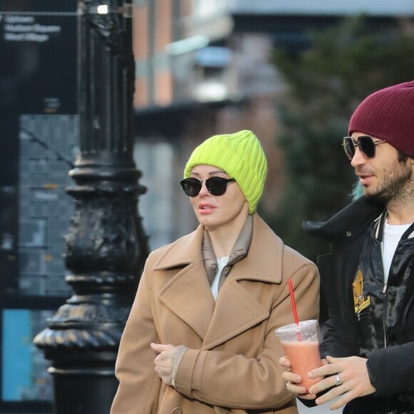 Exclusif - Rose McGowan et son compagnon Josh Latin dans la rue à New York le 31 janvier 2018.